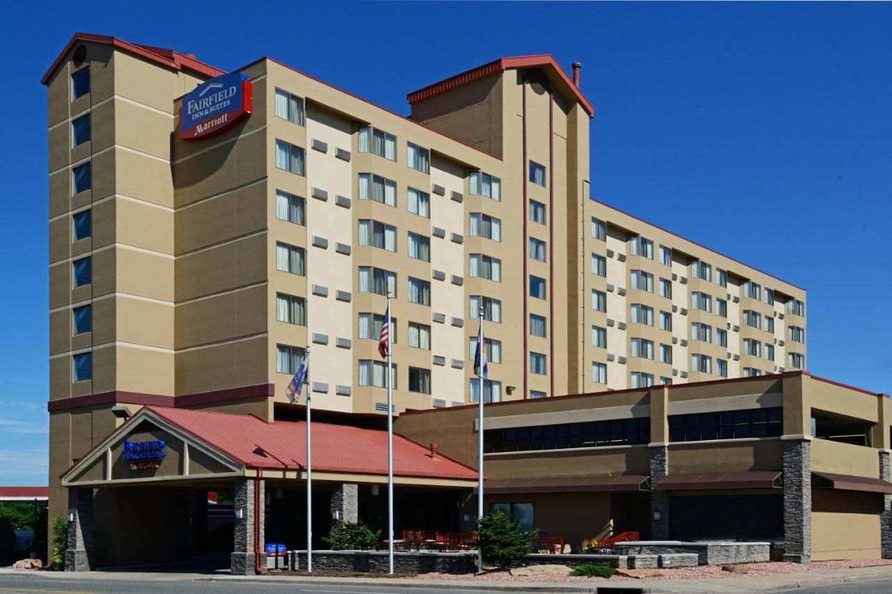 Fairfield Inn & Suites Denver Cherry Creek Екстериор снимка