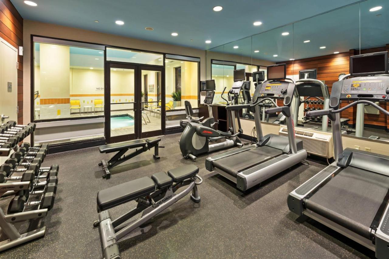 Fairfield Inn & Suites Denver Cherry Creek Екстериор снимка