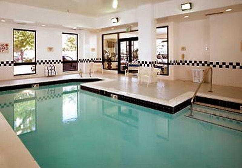 Fairfield Inn & Suites Denver Cherry Creek Екстериор снимка